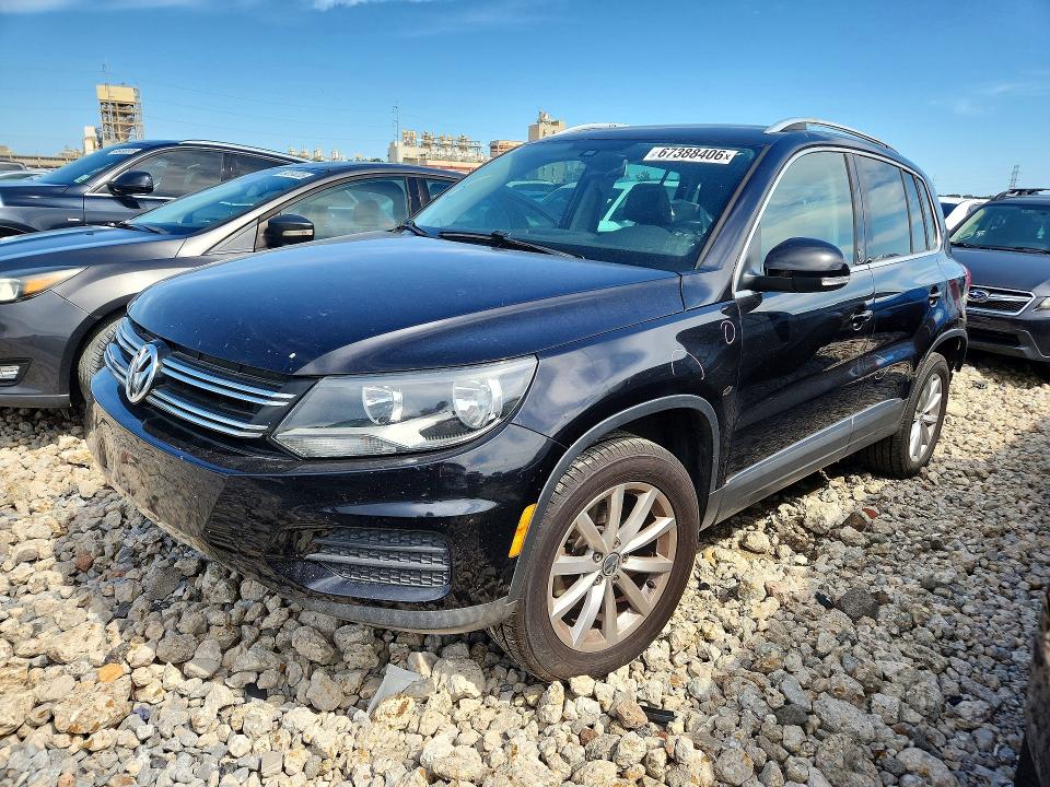 67388406 :رقم المزاد ، WVGRV7AX5HW503721 vin ، 2017 Volkswagen Tiguan مزاد بيع
