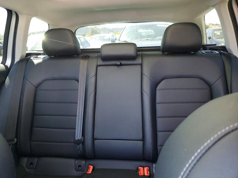 Продажа на аукционе авто 2017 Volkswagen Golf Alltrack, vin: 3VWH17AU4HM524199, номер лота: 68050946