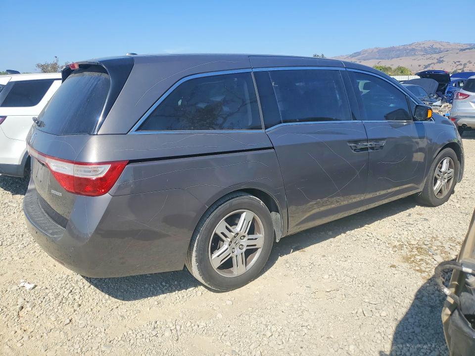 Продажа на аукционе авто 2013 Honda Odyssey, vin: 5FNRL5H95DB015177, номер лота: 69828616