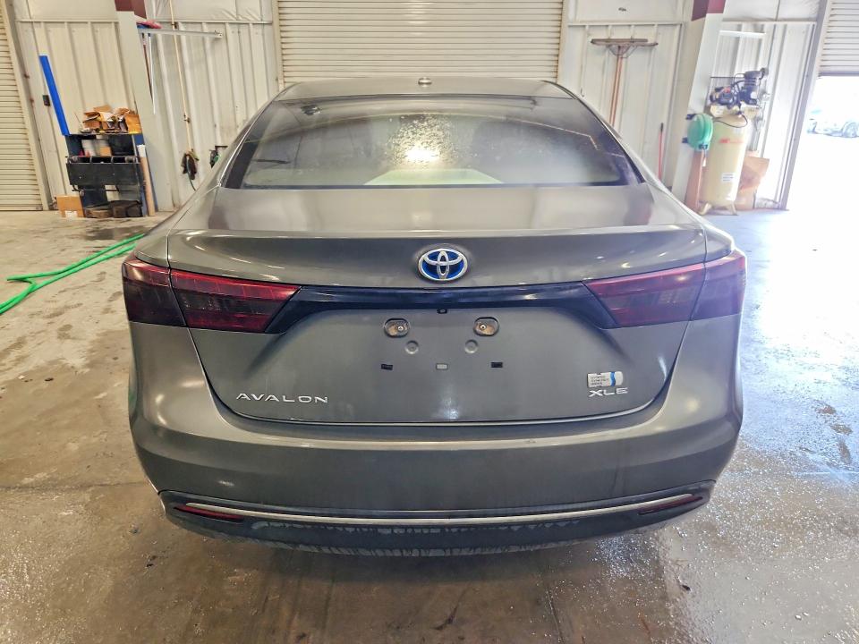 70884936 :رقم المزاد ، 4T1BD1EB4DU003006 vin ، 2013 Toyota Avalon Hybrid مزاد بيع