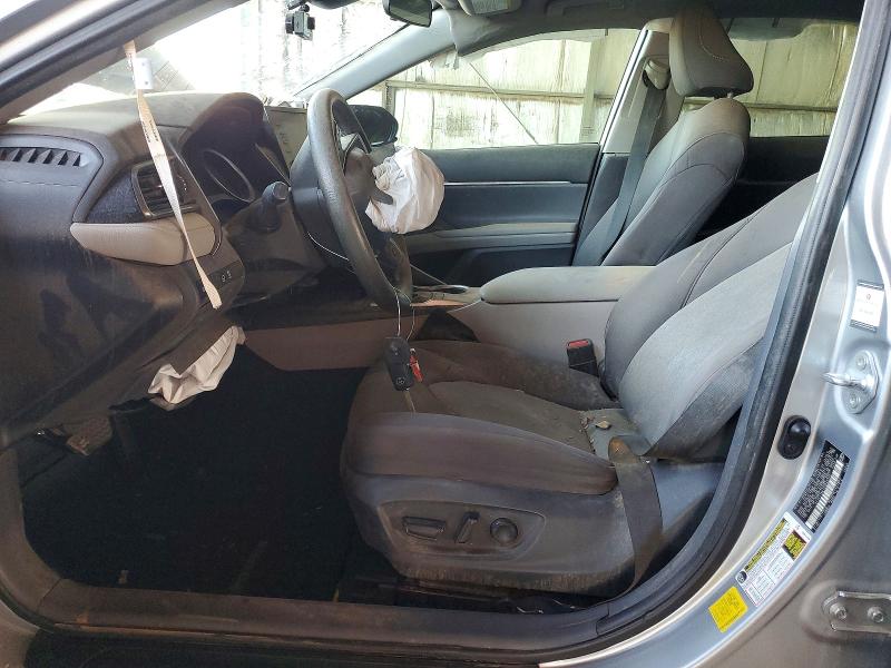 70719736 :رقم المزاد ، 4T1C11AK1NU648376 vin ، 2022 Toyota Camry مزاد بيع