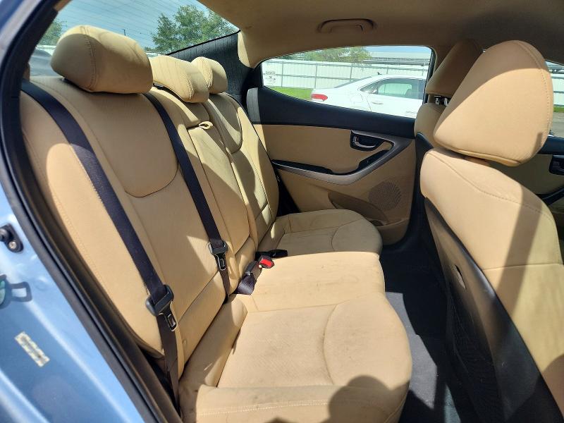 70826246 :رقم المزاد ، KMHDH4AE8CU263647 vin ، 2012 Hyundai Elantra مزاد بيع