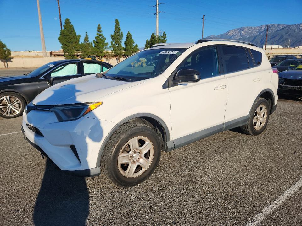 70624166 :رقم المزاد ، 2T3ZFREV6GW267227 vin ، 2016 Toyota Rav4 مزاد بيع