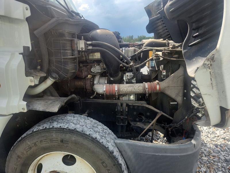 2013 Freightliner Cascadia 125 მანქანა იყიდება აუქციონზე, vin: 3AKJGLDR4DSBC8039, აუქციონის ნომერი: 68956936