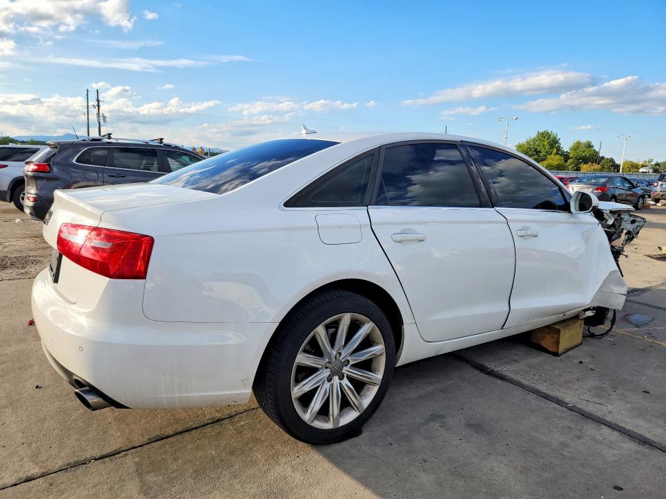 69931686 :رقم المزاد ، WAUGFAFC9EN060208 vin ، 2014 Audi A6 مزاد بيع