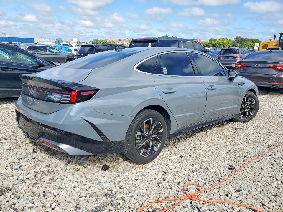 2024 Hyundai Sonata მანქანა იყიდება აუქციონზე, vin: KMHL64JA9RA367816, აუქციონის ნომერი: 70328036