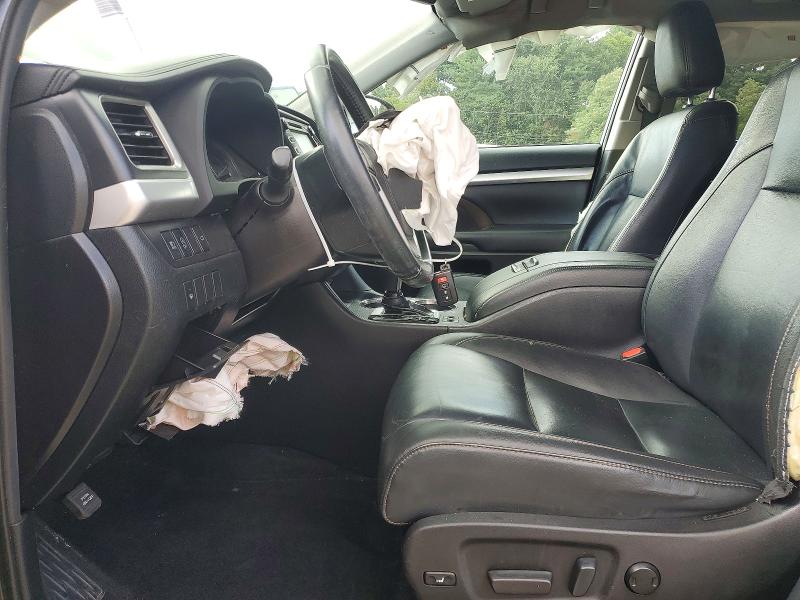 Продаж на аукціоні авто 2019 Toyota Highlander, vin: 5TDJZRFH4KS588996, номер лоту: 70042946