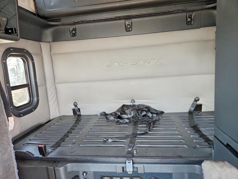65099726 :رقم المزاد ، 3AKJHHDR1LSLT8849 vin ، 2020 Freightliner Cascadia 126 مزاد بيع