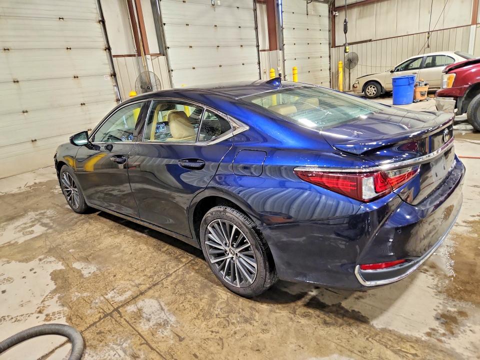 Продажа на аукционе авто 2022 Lexus Es 250, vin: 58AD11D14NU008551, номер лота: 69687826