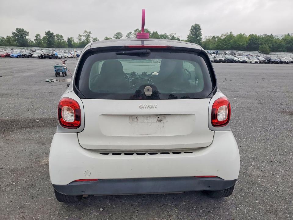 Продаж на аукціоні авто 2016 Smart Fortwo, vin: WMEFJ5DA8GK051558, номер лоту: 67394086