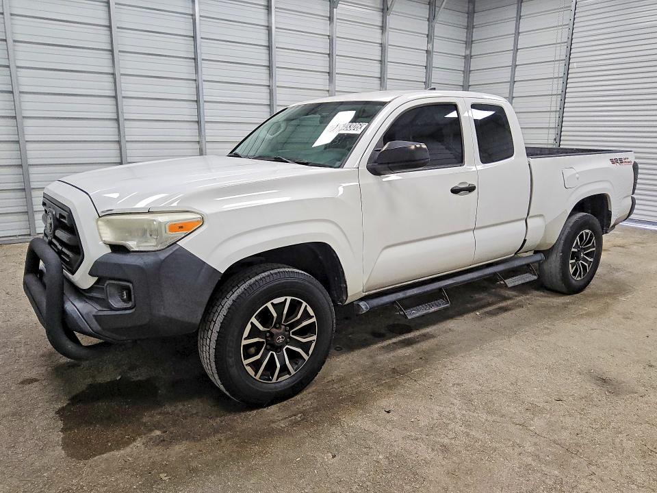 2017 Toyota Tacoma მანქანა იყიდება აუქციონზე, vin: 5TFRX5GN3HX090720, აუქციონის ნომერი: 62543306