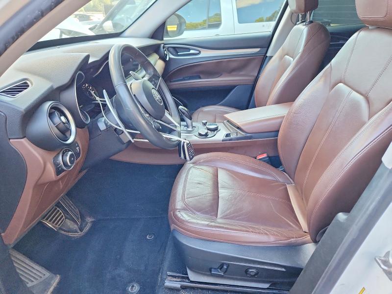 68757436 :رقم المزاد ، ZASFAKPN2J7B71028 vin ، 2018 Alfa Romeo Stelvio مزاد بيع