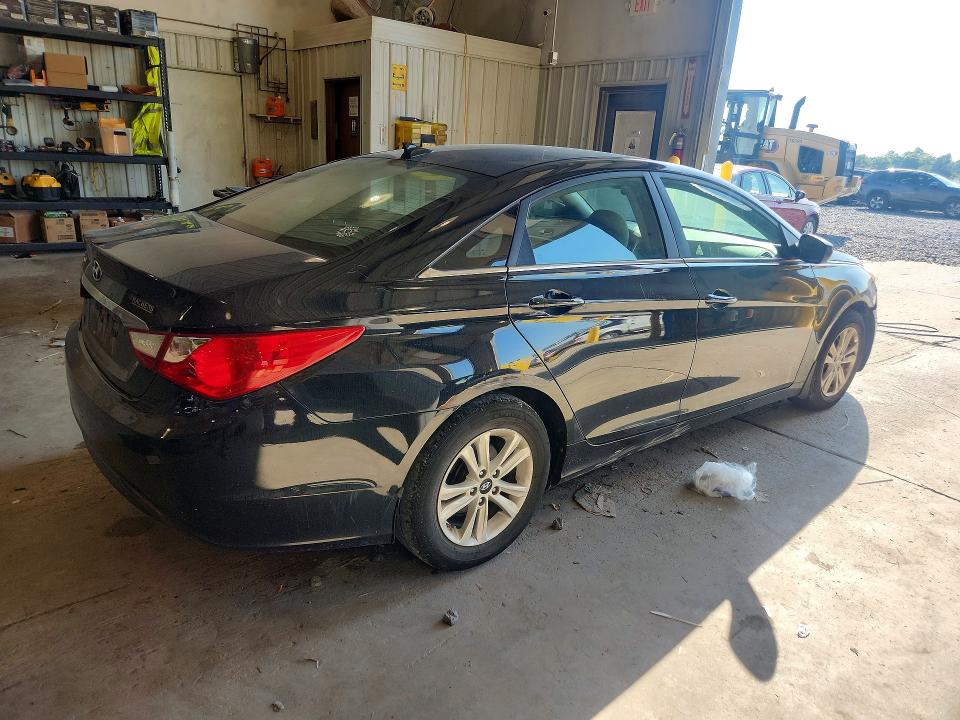 2013 Hyundai Sonata მანქანა იყიდება აუქციონზე, vin: 5NPEB4AC2DH672070, აუქციონის ნომერი: 68091856