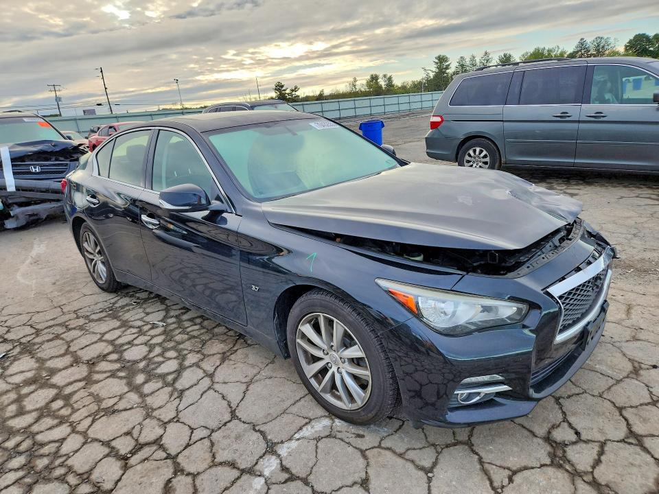 70432556 :رقم المزاد ، JN1BV7AR2FM418208 vin ، 2015 Infiniti Q50 مزاد بيع
