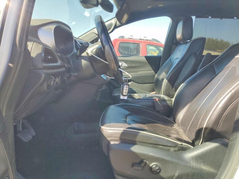 71248826 :رقم المزاد ، 2C4RC1GG7KR681659 vin ، 2019 Chrysler Pacifica مزاد بيع