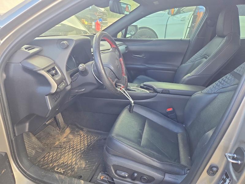 64950556 :رقم المزاد ، JTHU9JBH8K2004383 vin ، 2019 Lexus Ux مزاد بيع