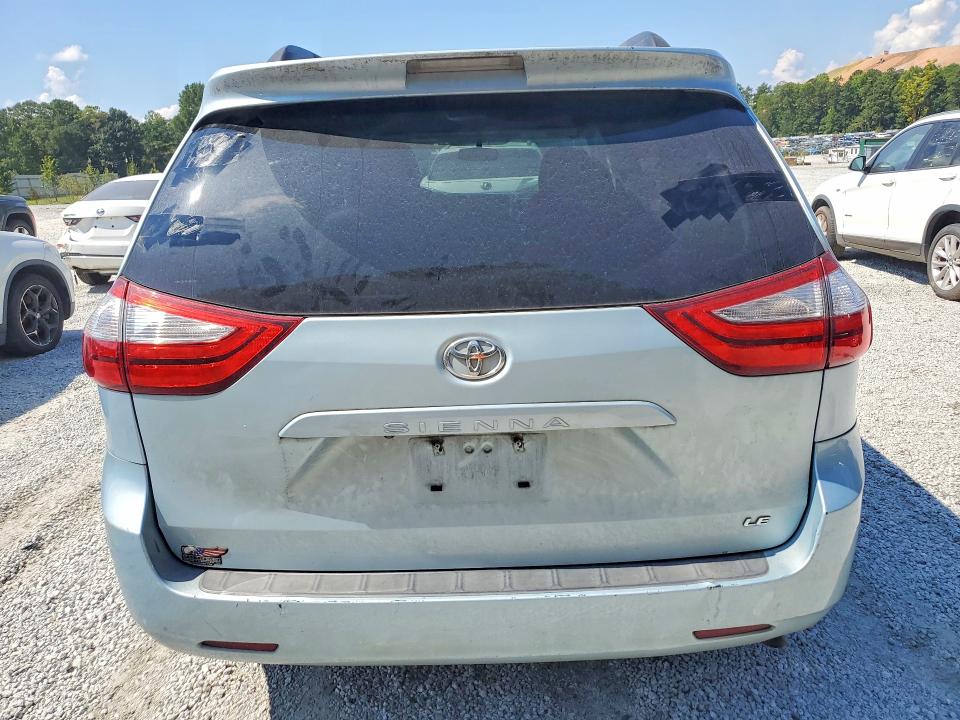 2015 Toyota Sienna მანქანა იყიდება აუქციონზე, vin: 5TDKK3DC9FS631196, აუქციონის ნომერი: 66894796