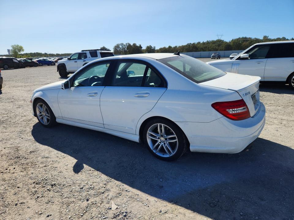 Продажа на аукционе авто 2014 Mercedes-benz C, vin: WDDGF4HB3ER307178, номер лота: 68884996