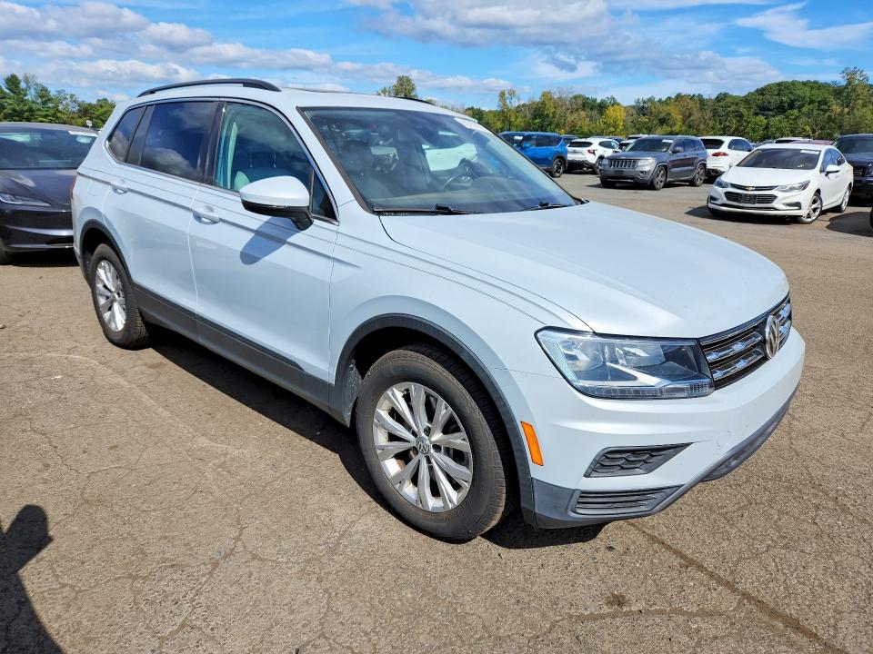 69757676 :رقم المزاد ، 3VV2B7AX1KM029676 vin ، 2019 Volkswagen Tiguan مزاد بيع