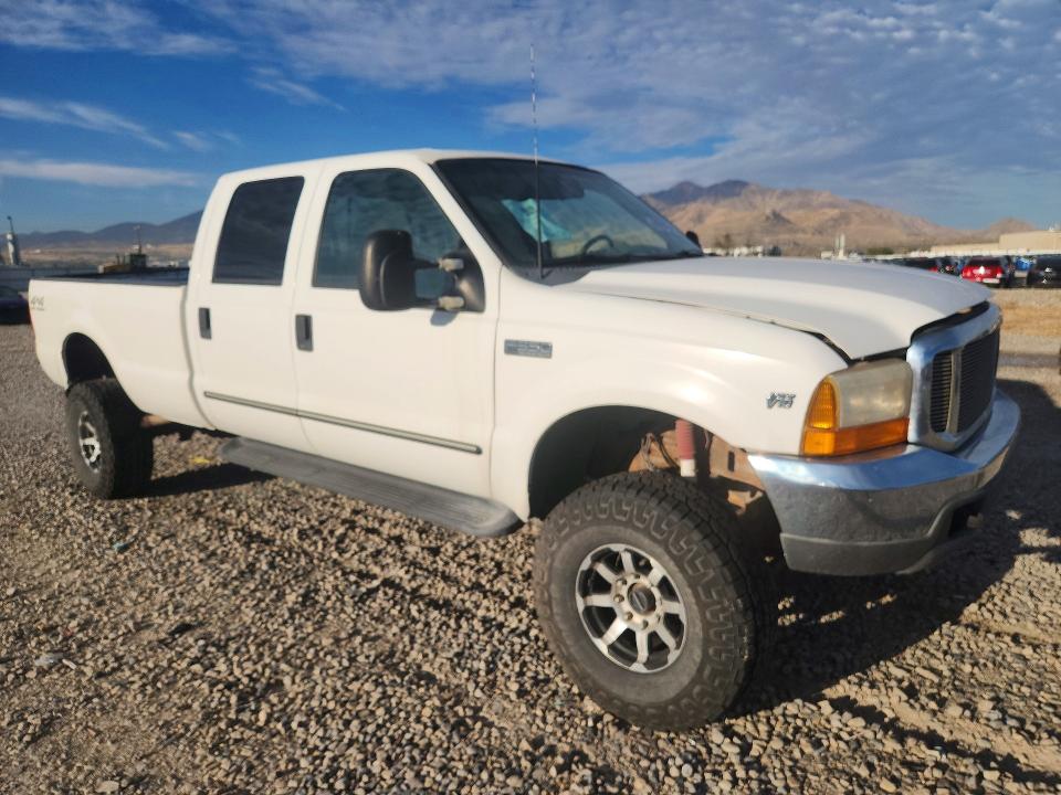 69738376 :رقم المزاد ، 1FTSW31S0YEA21423 vin ، 2000 Ford F350 مزاد بيع