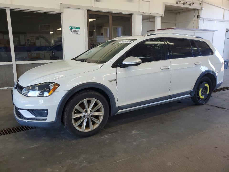 Aukcja sprzedaży 2017 Volkswagen Golf Alltrack, vin: 3VWH17AU2HM524265, numer aukcji: 68265496