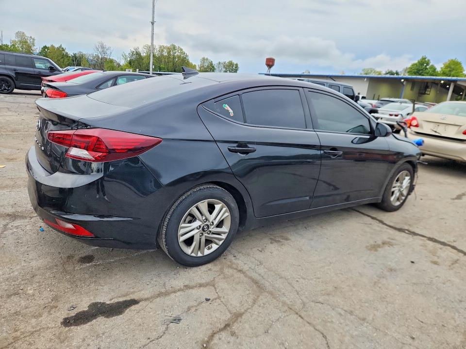2019 Hyundai Elantra მანქანა იყიდება აუქციონზე, vin: 5NPD84LF4KH445140, აუქციონის ნომერი: 69689096