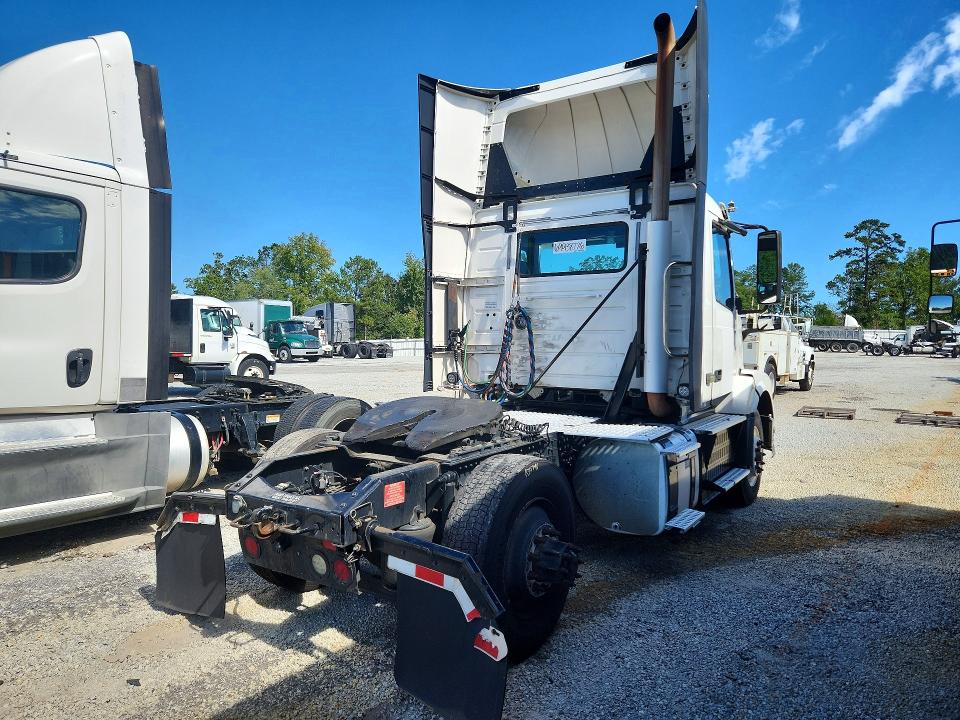 Aukcja sprzedaży 2017 Volvo Vnl, vin: 4V4N39TG3HN988078, numer aukcji: 69938776