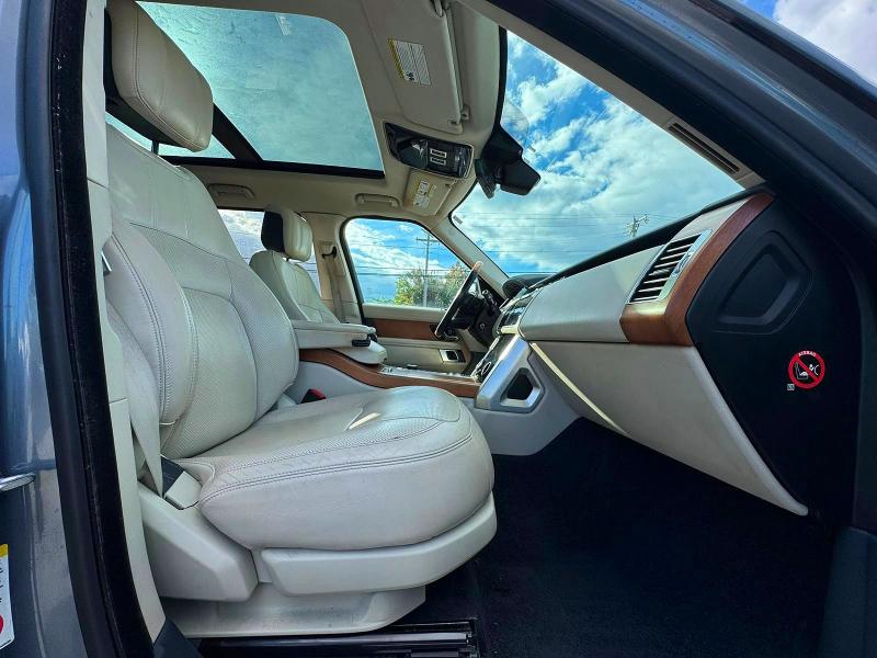 2019 Land Rover Range Rover მანქანა იყიდება აუქციონზე, vin: SALGS2SV7KA539380, აუქციონის ნომერი: 70269106