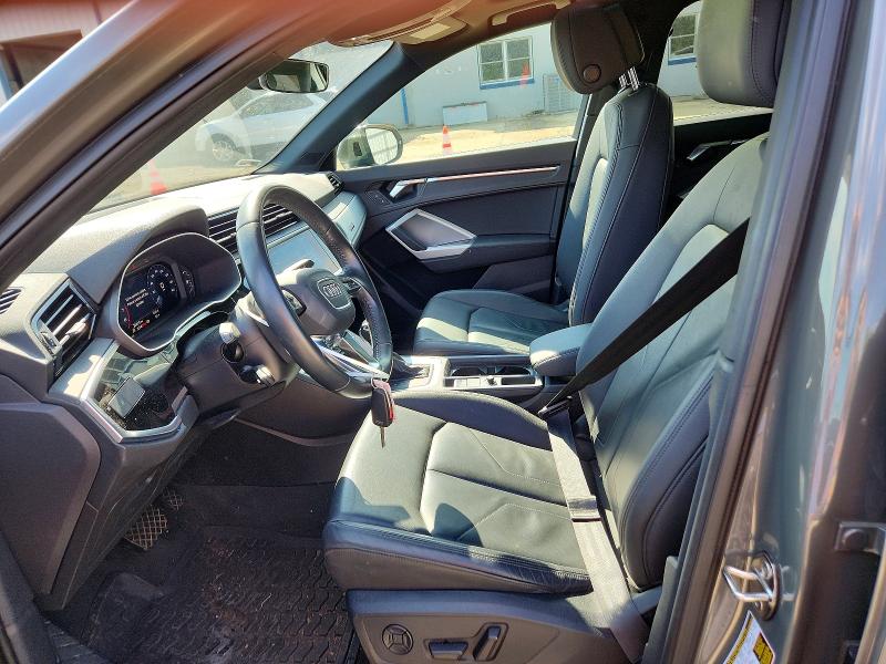 2020 Audi Q3 მანქანა იყიდება აუქციონზე, vin: WA1DECF38L1057917, აუქციონის ნომერი: 67660086