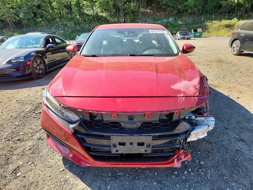 2018 Honda Accord მანქანა იყიდება აუქციონზე, vin: 1HGCV1F52JA218168, აუქციონის ნომერი: 69314136
