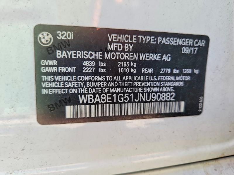 68172726 :رقم المزاد ، WBA8E1G51JNU90882 vin ، 2018 Bmw 320 مزاد بيع