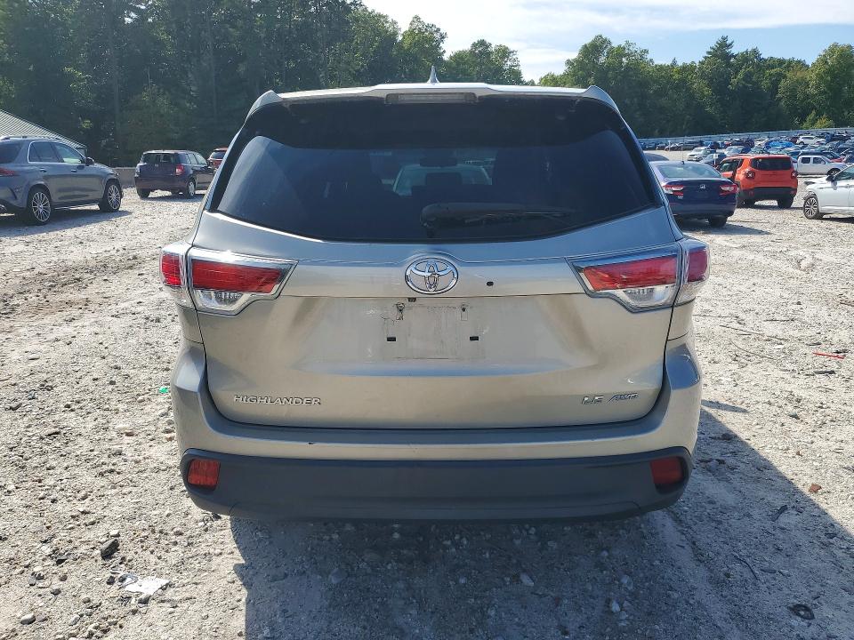 Продажа на аукционе авто 2015 Toyota Highlander, vin: 5TDBKRFH3FS146824, номер лота: 69007876