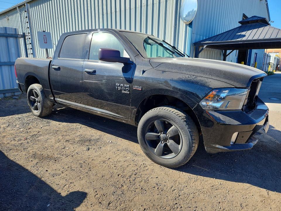 69021836 :رقم المزاد ، 3C6RR7KT1PG560295 vin ، 2023 Ram 1500 Classic مزاد بيع