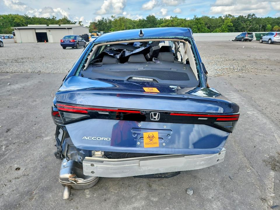 67860916 :رقم المزاد ، 1HGCY1F42SA041492 vin ، 2025 Honda Accord مزاد بيع