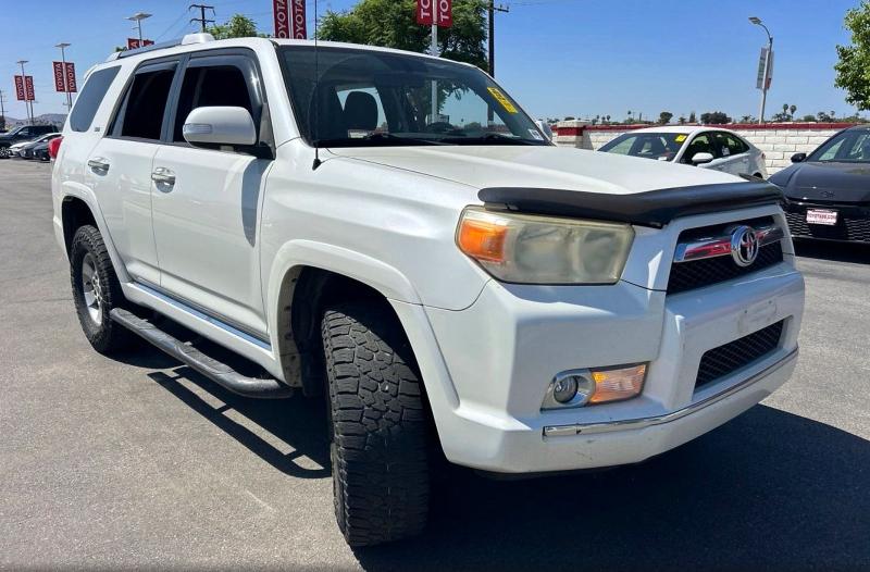 71304376 :رقم المزاد ، JTEZU5JR2D5051851 vin ، 2013 Toyota 4runner مزاد بيع
