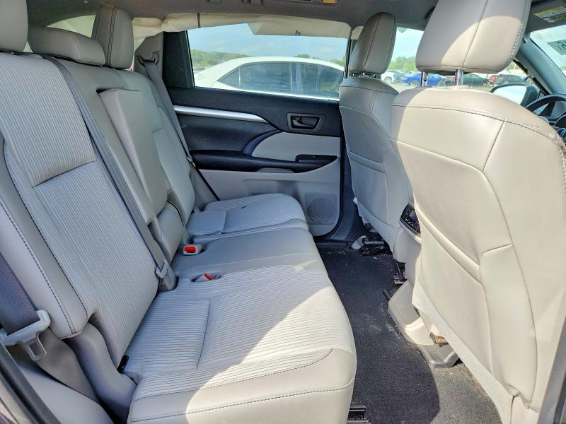 Продажа на аукционе авто 2019 Toyota Highlander, vin: 5TDBZRFH7KS983436, номер лота: 69120016