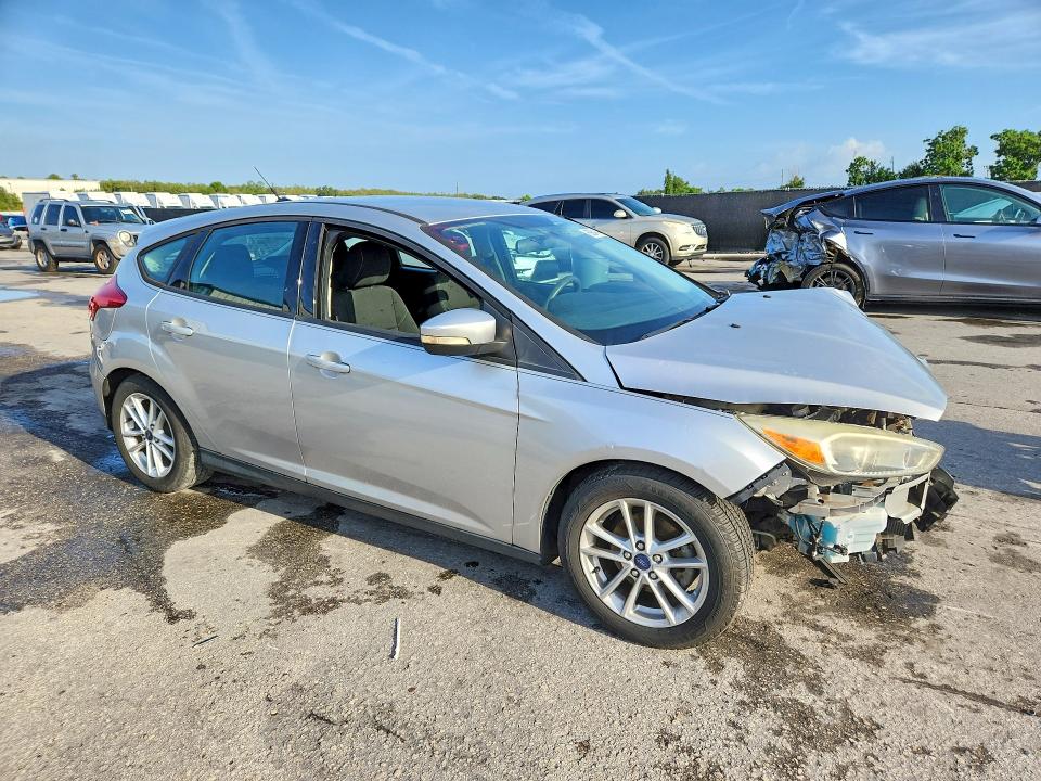 69041476 :رقم المزاد ، 1FADP3K29GL376871 vin ، 2016 Ford Focus مزاد بيع