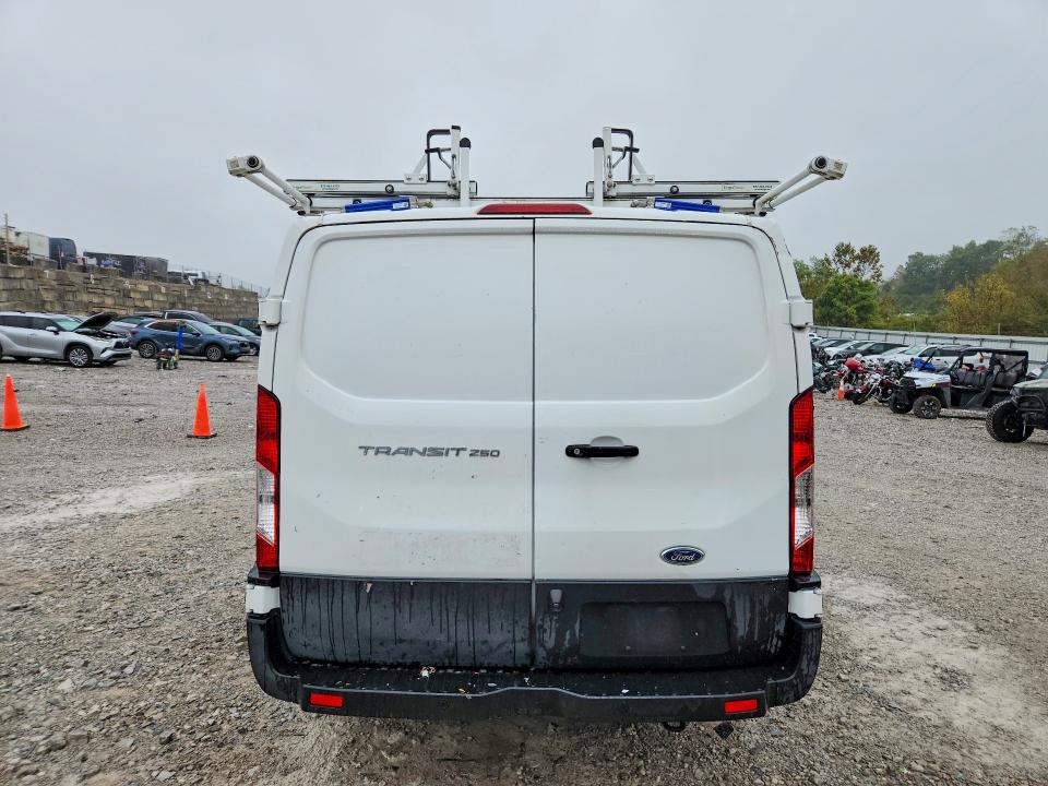 Продаж на аукціоні авто 2019 Ford Transit, vin: 1FTYR1YM3KKB57812, номер лоту: 65282656