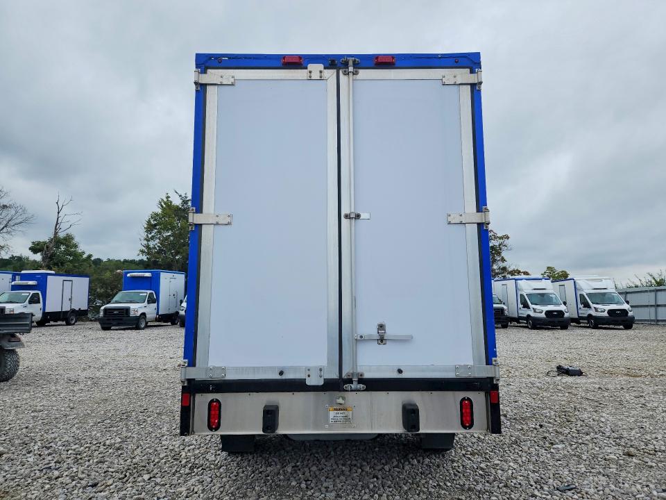 67871036 :رقم المزاد ، 1FDWE3FK1PDD32050 vin ، 2023 Ford E350 مزاد بيع