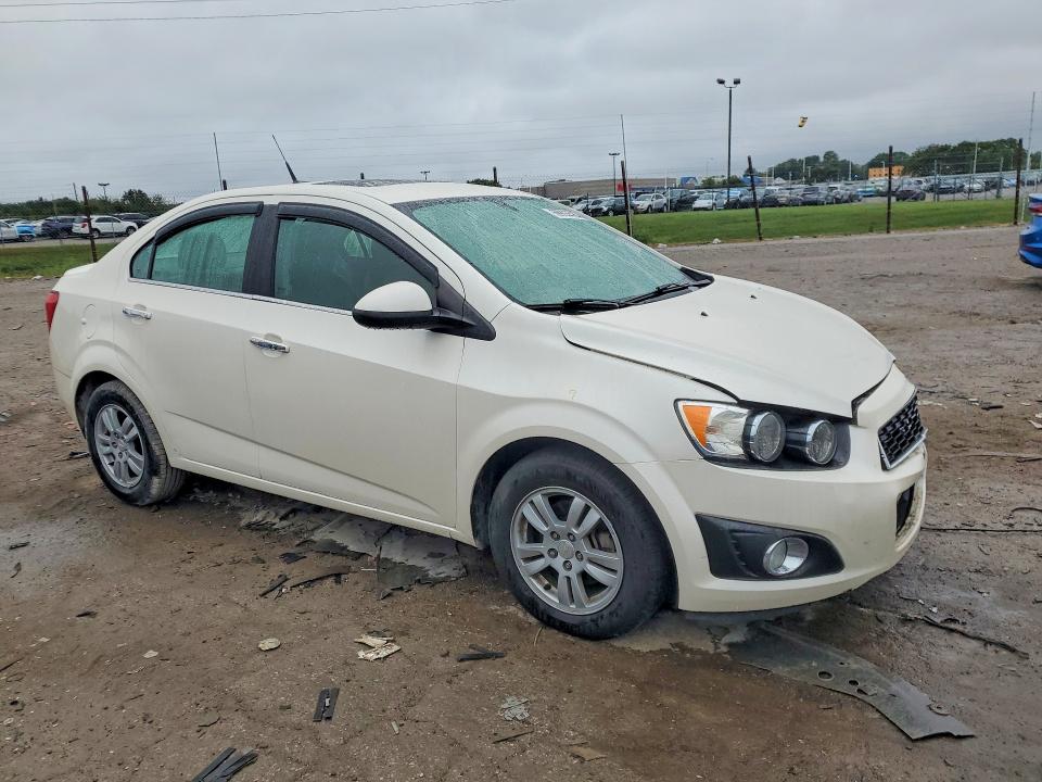 69993526 :رقم المزاد ، 1G1JE5SH3E4182355 vin ، 2014 Chevrolet Sonic مزاد بيع