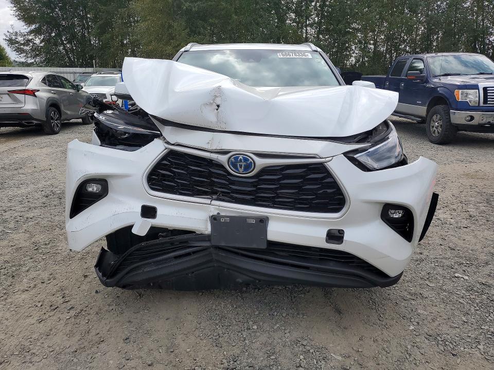 Продаж на аукціоні авто 2023 Toyota Highlander Hybrid, vin: 5TDKBRCHXPS579840, номер лоту: 68678336