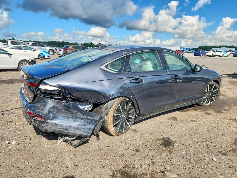 Продажа на аукционе авто 2023 Honda Accord, vin: 1HGCY2F8XPA058444, номер лота: 67743816