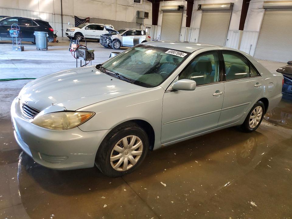 Продажа на аукционе авто 2005 Toyota Camry, vin: 4T1BE32K25U968302, номер лота: 69807696