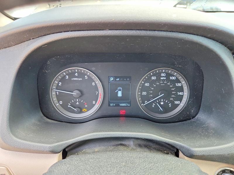 67334806 :رقم المزاد ، KM8J33A25HU468982 vin ، 2017 Hyundai Tucson مزاد بيع