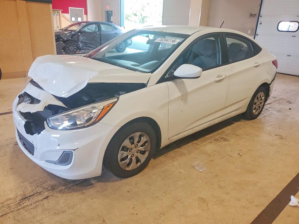 2016 Hyundai Accent მანქანა იყიდება აუქციონზე, vin: KMHCT4AE8GU962678, აუქციონის ნომერი: 70204116