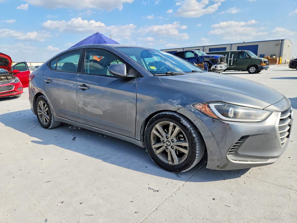 Продажа на аукционе авто 2018 Hyundai Elantra, vin: KMHD84LF4JU608921, номер лота: 67262286