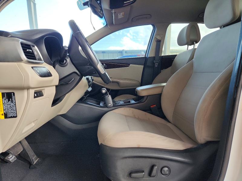 70449586 :رقم المزاد ، 5XYPG4A33GG060885 vin ، 2016 Kia Sorento مزاد بيع