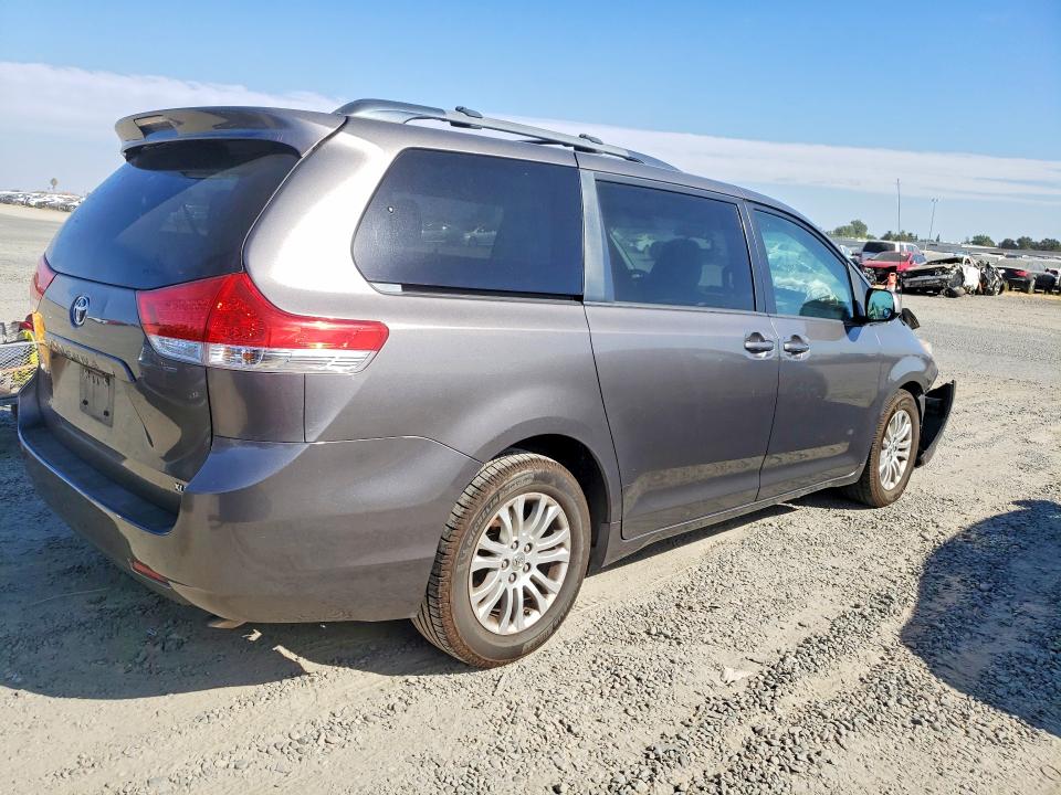 Продаж на аукціоні авто 2014 Toyota Sienna, vin: 5TDYK3DC5ES433417, номер лоту: 67531066