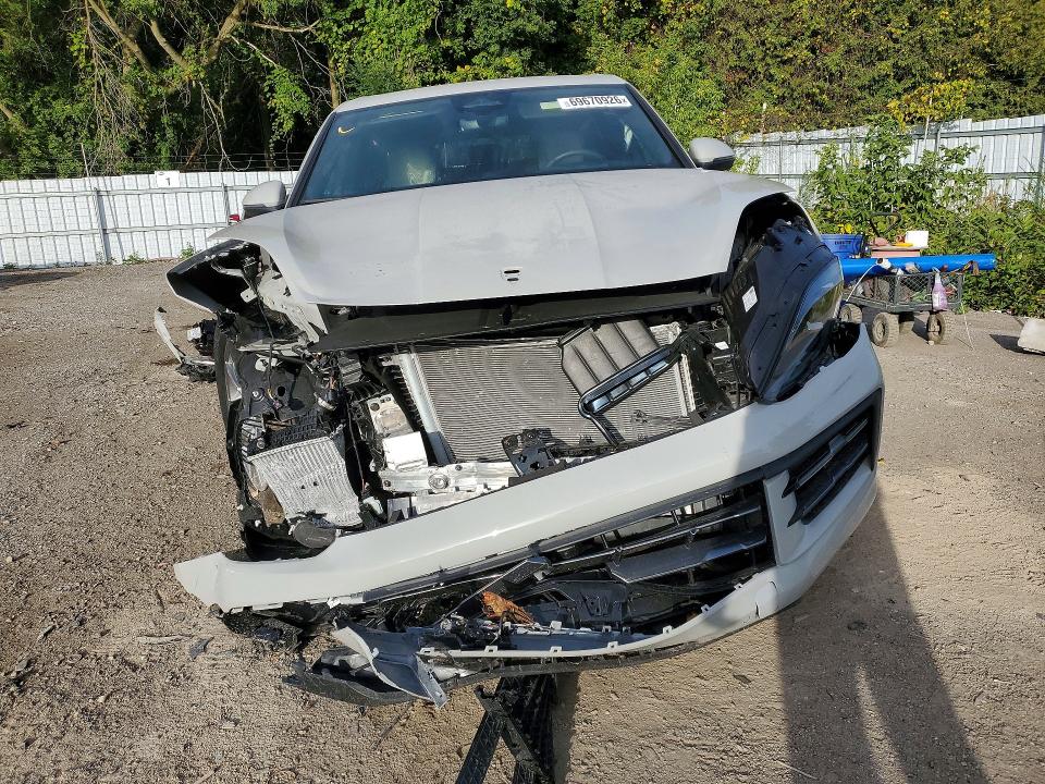 69670926 :رقم المزاد ، WP1AA2AY5TDA04378 vin ، 2026 Porsche Cayenne مزاد بيع