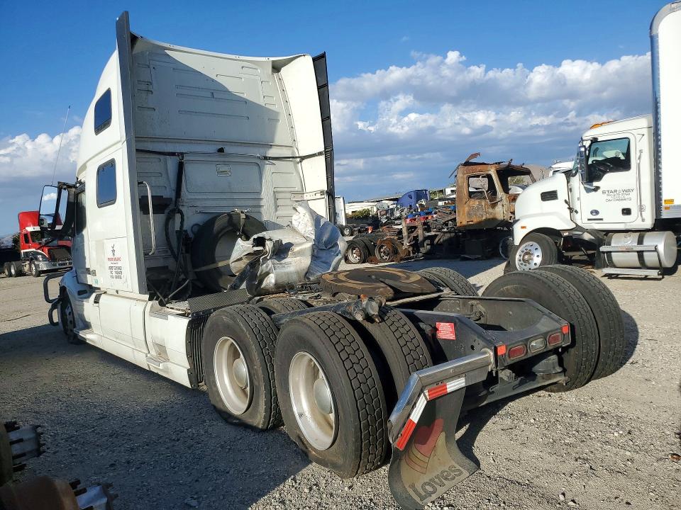 2024 Volvo Vn მანქანა იყიდება აუქციონზე, vin: 4V4NC9EJXRN624587, აუქციონის ნომერი: 70675586